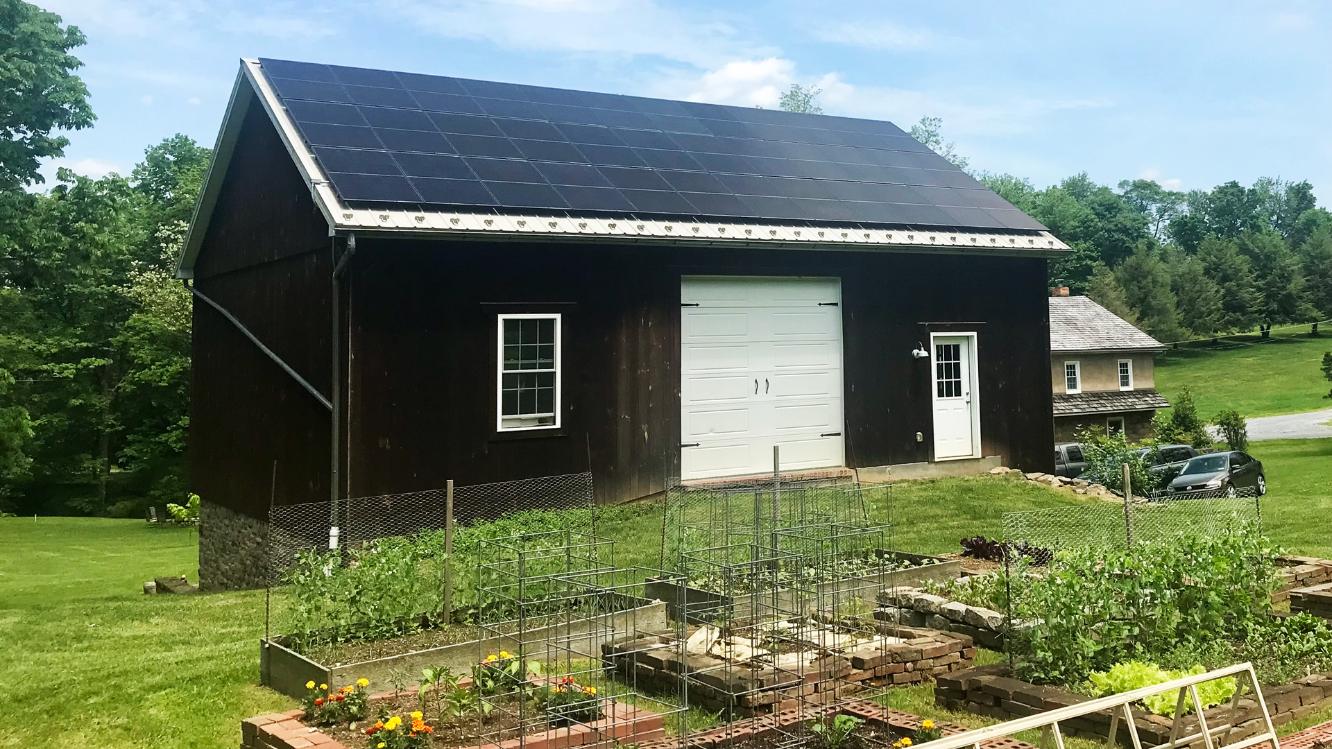 Index of /wpcontent/uploads/BlogPosts/GarageSolarPanels/