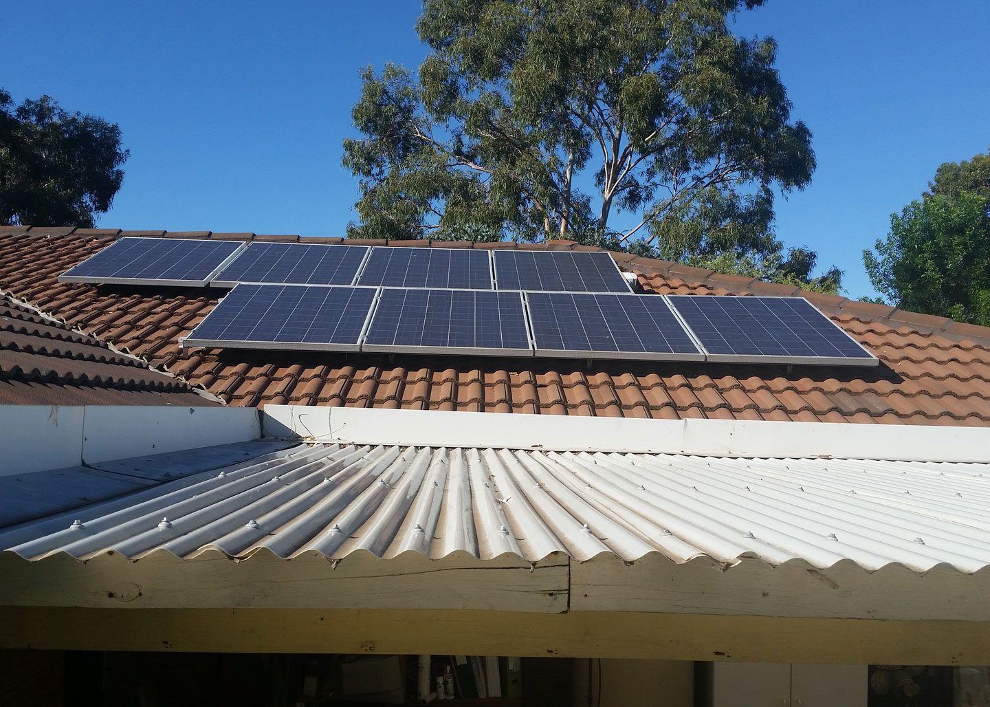 srec solar renewable energy credit grid tied solar panel system